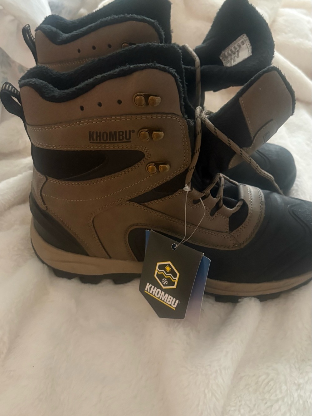 Khombu Men's Tan and Black Insulated Lace-Up Winter Boots NWT